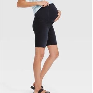 Isabel Maternity Black Wash Bermuda
Denim Shorts Crossover Size 4